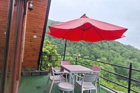 کلبه سوئیسی در کالیکلا لفور