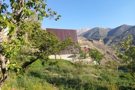 کلبه سوئیسی در رینه لاریجان - انهه