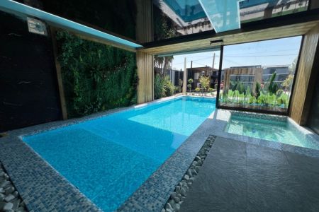 ویلا استخردار ۵ خوابه با زمین بازی در خورین