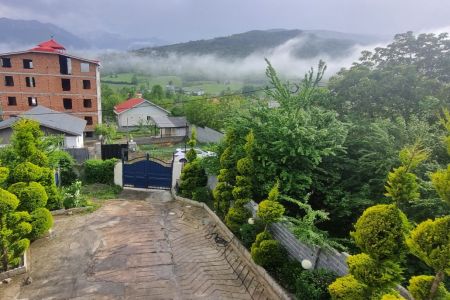 خانه ویلایی در کلاردشت - مکارود