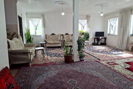 خانه مبله در کلیبر - شجاع آباد - همکف