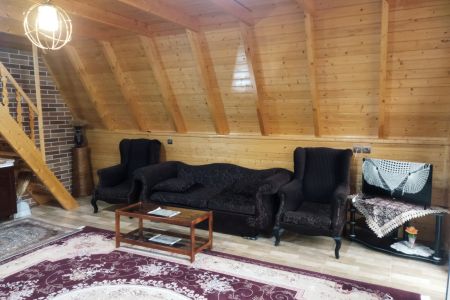 کلبه سوئیسی در بابلکنار - هلی خال