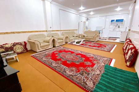خانه مبله نزدیک دریاچه زریبار مریوان - همکف