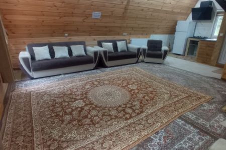 کلبه سوئیسی در جاده اسالم به خلخال - گیجاو