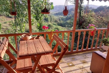 Rent a wooden cabin in Lahijan - Azarastanki