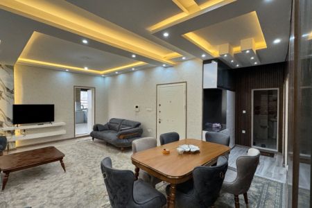 خانه با استخر آبگرم کوچک در سرعین - ط ۵