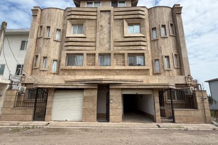 خانه دوبلکس در بندر انزلی - غازیان  - ط ۲ - و ۲