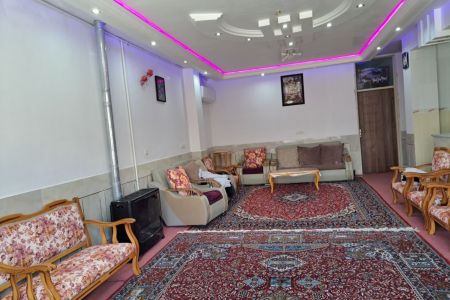ویلا نزدیک زاینده رود در چادگان - حجت آباد
