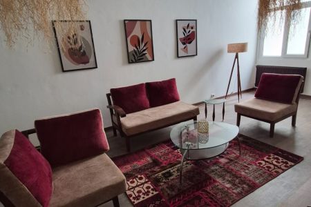 سوئیت در تهران - میدان سپاه - واحد‌ ۷‌یا ۸