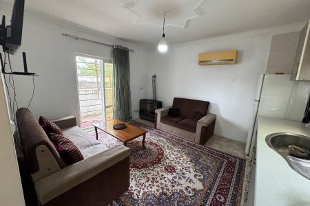 سوئیت حیاط دار در چالوس - فرج آباد