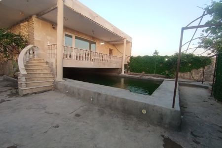 خانه ویلایی استخردار در کهک - باغ آهو