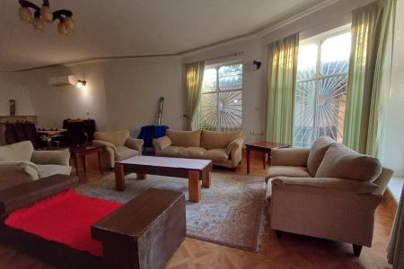 خانه ویلایی در صومعه سرا - دهنده