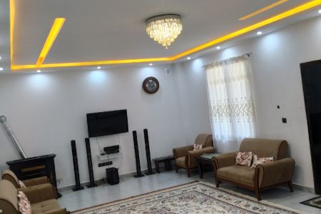 خانه ویلایی در مسیر قلعه رودخان - ملسکام