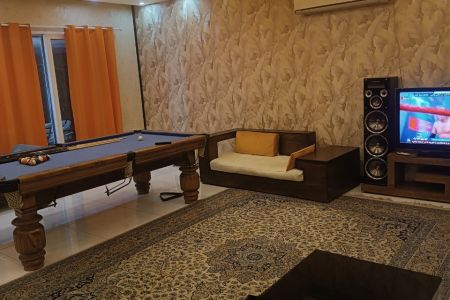 ویلا استخردار در چهارباغ - سلطان آباد
