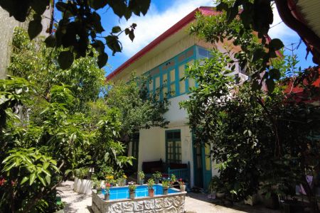 خانه سنتی نوستالژی در ساغریسازان رشت