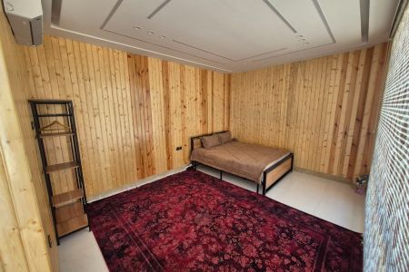 سوئیت نقلی در جاده کبودرآهنگ - همکف