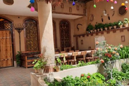 منزل تقليدي في أم سليمان، باسارغاد