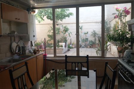 خانه مبله نزدیک باغ غدیر اصفهان - همکف