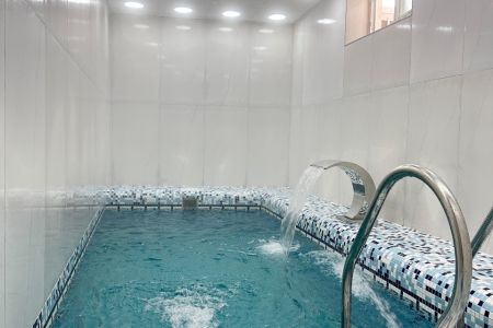 ویلا دوطبقه نزدیک قلعه بابک کلیبر - شجاع آباد
