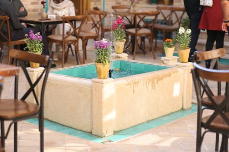 بومگردی در خیابان زند شیراز - اتاق پروین فروغ