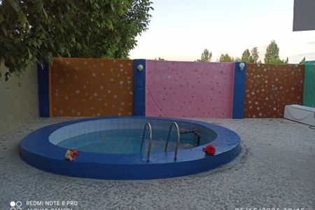 ویلا با حوضچه آبسرد در شیراز - خانه زنیان