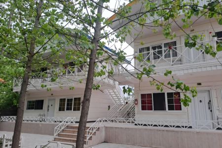 اجاره سوئیت مبله در صومعه سرا - کلیدبر - ط ۲