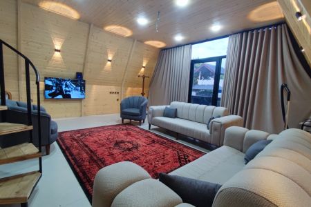 کلبه سوئیسی در چالوس - بلوار امام رضا