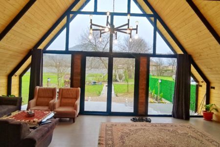 کلبه سوئیسی در شاندرمن - وزمتر