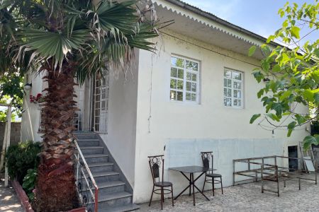 خانه ویلایی در آستارا - باغچه سرا