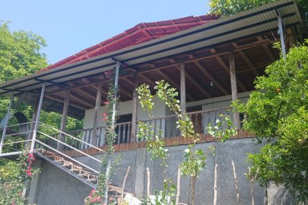 خانه روستایی با ویو دریاچه لفور - میرارکلا