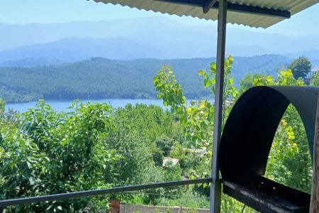 خانه روستایی با ویو دریاچه لفور - میرارکلا