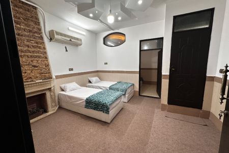 سوئیت نزدیک به حرم در قم - چهار تخته - ط ۲