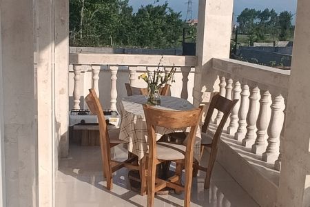 خانه ویلایی در در جاده سیاهکل به سنگر