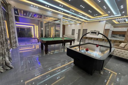 ویلا استخردار در چهارباغ - سنقرآباد