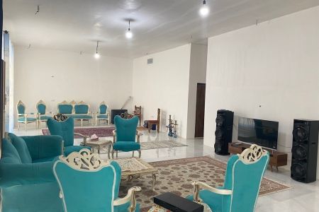 ویلا استخردار در چهارباغ - زکی آباد
