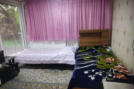 سوئیت حیاط دار در سراوان
