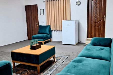 سوئیت ایوان دار در رشت - آقا سید شریف