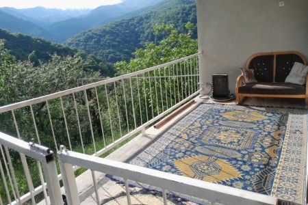خانه ویلایی با ویو کوه و جنگل در گردنه حیران