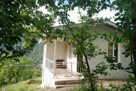 خانه ویلایی با ویو کوه و جنگل در گردنه حیران
