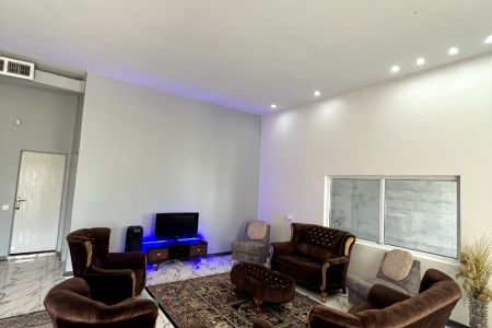 ویلا استخردار در چهارباغ - رمنده