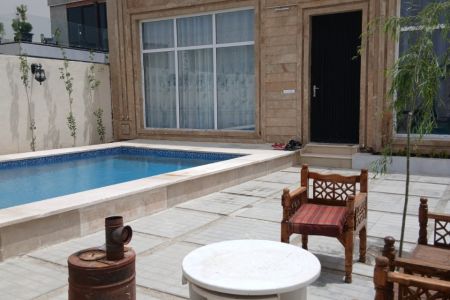 ویلا استخردار در چهارباغ - زکی آباد