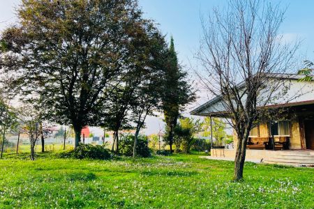 خانه ویلایی با حیاط دلباز در ماسال - وشمه سرا