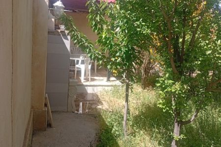 ویلا استخردار در چهارباغ - کهریزک