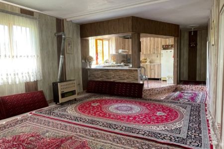 خانه باغ در الموت غربی - انگورازوج