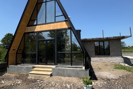 کلبه سوئیسی در بندرانزلی - طالب آباد