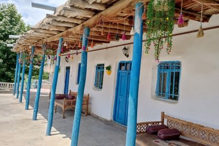 سوئیت سنتی در کلات - قلعه نو