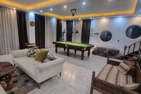 ویلا دوبلکس با استخر روباز و سرپوشیده