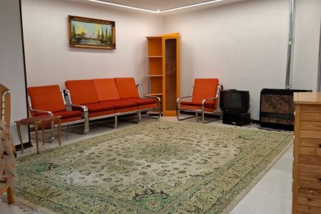 خانه حیاط دار در طالقان - جوستان