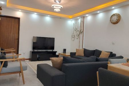 سوئیت مبله نزدیک باغ دلگشا شیراز - طبقه ۲