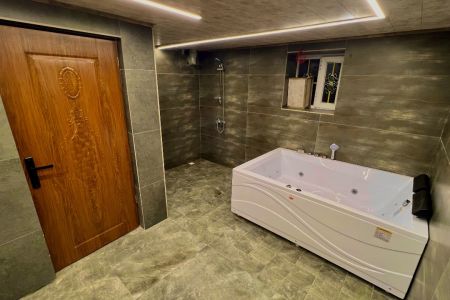 کلبه سوئیسی در گلستان - الازمن